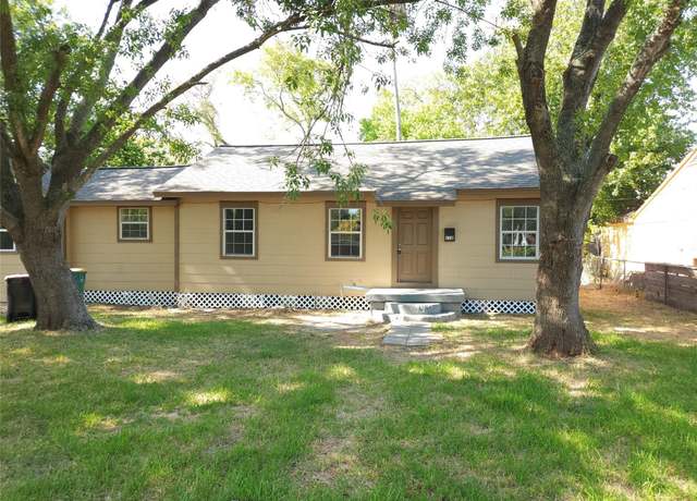 Property at 110 High St, Baytown, TX 77520, 4 beds, 2 baths