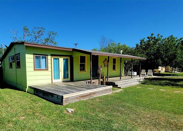 Property at 308 S 6th St, Rockport, TX 78382, 2 beds, 1 bath
