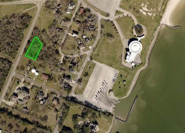 Property at 500 Park Dr, La Porte, TX 77571