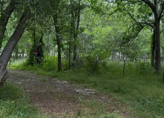Property at 5825 Hand Rd, Richmond, TX 77469