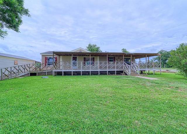 Property at 299 County Road 157, Wharton, TX 77488, 3 beds, 2 baths