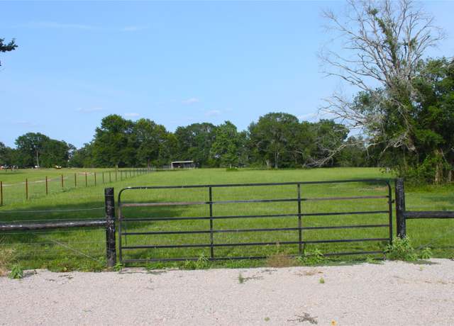 Property at 27038 Muckelroy Rd, Hempstead, TX 77445