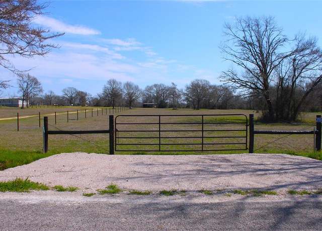 Property at 27038 Muckelroy Rd, Hempstead, TX 77445