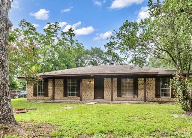 Property at 15353 Arrowhead Bnd, Willis, TX 77378, 3 beds, 2 baths