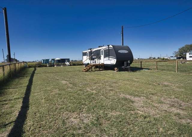 Property at 215 Hall Ave, Sargent, TX 77414