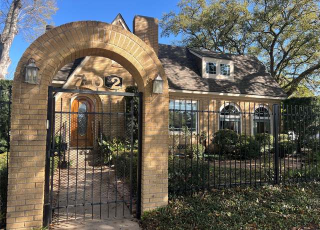 Property at 702 Morton St, Richmond, TX 77469, 2 beds, 2.5 baths