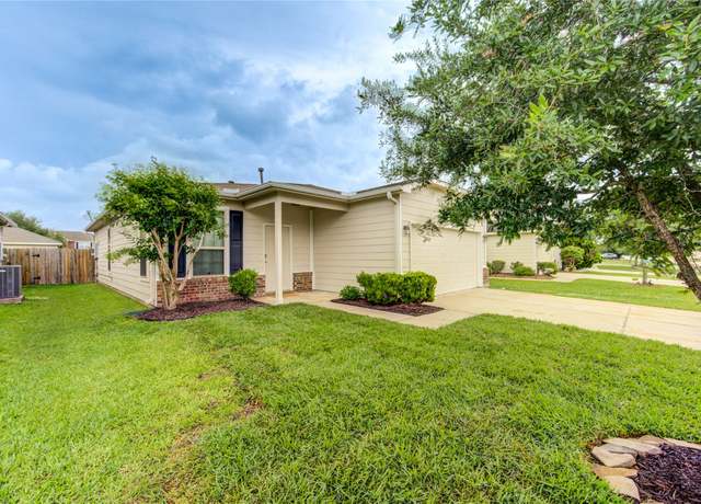 Property at 6539 Dayridge Ln, Houston, TX 77048, 3 beds, 2 baths