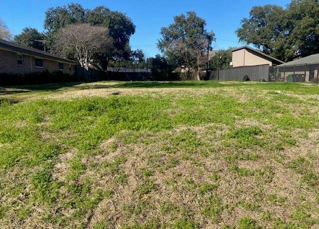 Property at 3614 N Braeswood Blvd, Houston, TX 77025