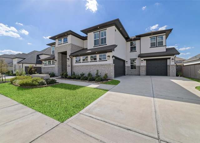 Property at 11023 White Caterpillar Dr, Cypress, TX 77433, 5 beds, 4.5 baths