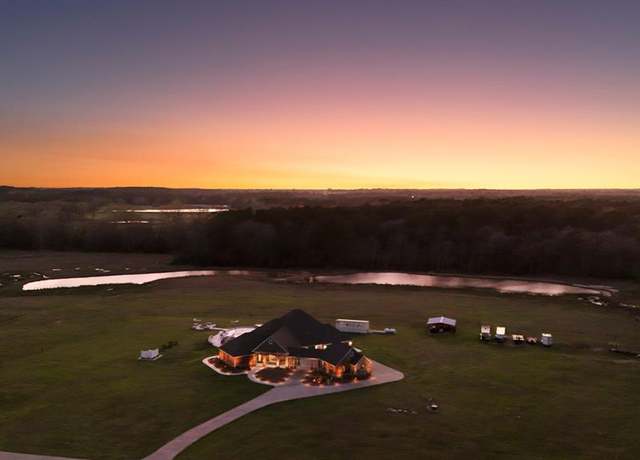 Property at 260 S Moody Ln, Cleveland, TX 77328, 3 beds, 3 baths