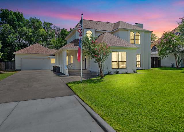 Property at 203 Fireside Cir, College Station, TX 77840, 4 beds, 2.5 baths