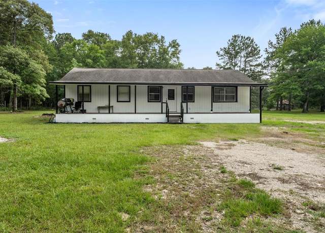 Property at 541 Trails End Dr, Cleveland, TX 77328, 4 beds, 2 baths