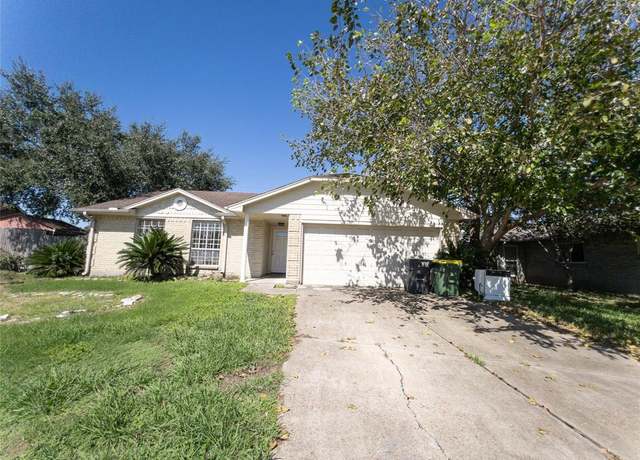 Property at 2907 Helmsley Dr, Pearland, TX 77584, 4 beds, 2 baths