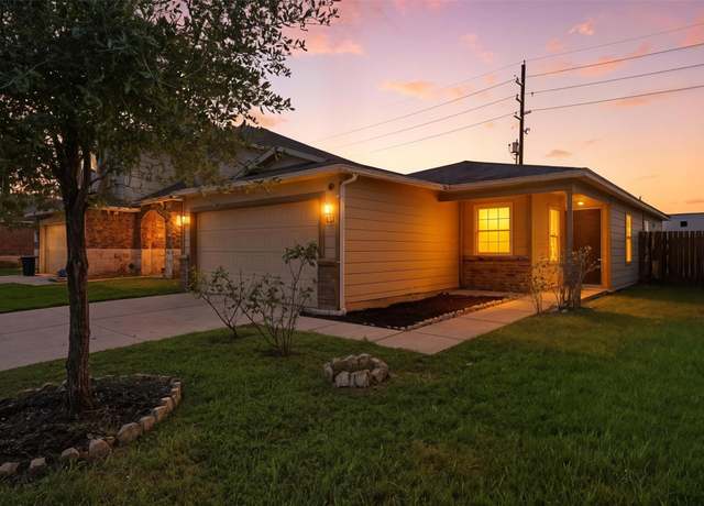 Property at 10307 Dawson Hill Ln, Houston, TX 77044, 3 beds, 2 baths