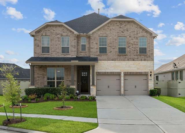 Property at 10267 Bayou Oaks Dr, Conroe, TX 77385, 4 beds, 3.5 baths