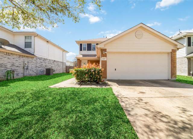 Property at 10207 Revelstoke Dr, Houston, TX 77086, 3 beds, 2.5 baths