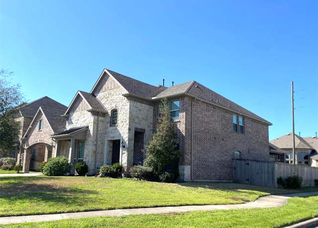 Property at 4300 Turnbridge Ct, Manvel, TX 77578, 4 beds, 3.5 baths