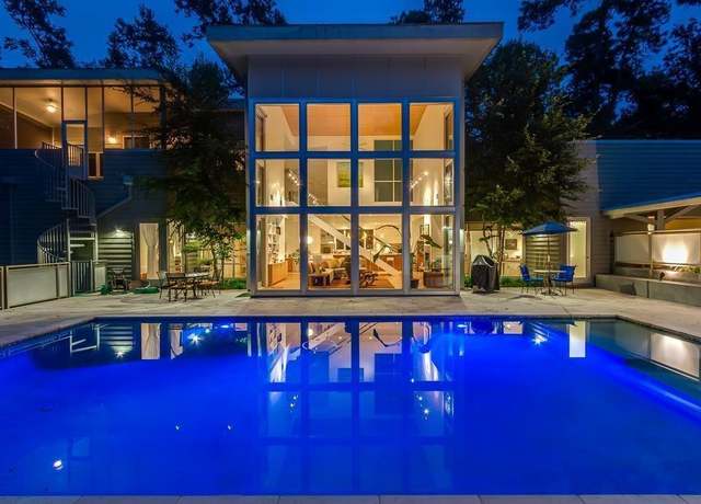 Property at 118 Angel Leaf Rd, The Woodlands, TX 77380, 6 beds, 4 baths