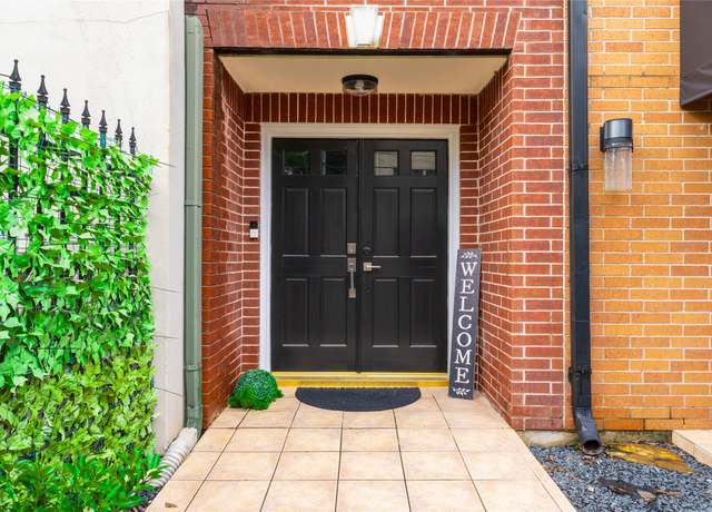 Property at 503 Detering St St, Houston, TX 77007, 3 beds, 3.5 baths