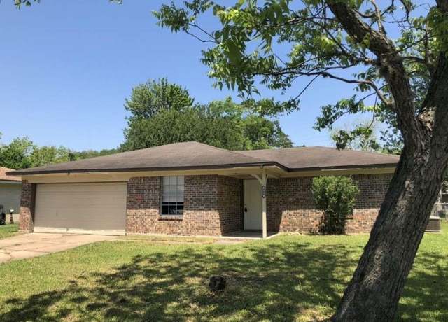 Property at 406 Wisteria St, Richwood, TX 77531, 3 beds, 2 baths