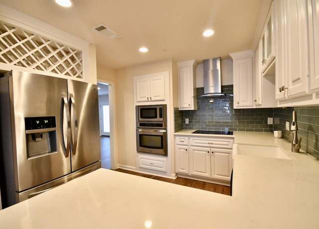 Property at 7655 S Braeswood Blvd #50, Houston, TX 77071, 3 beds, 3 baths