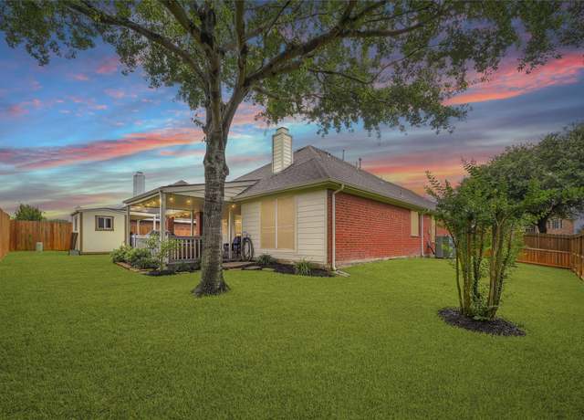 Property at 6318 Crystal Forest Trl, Katy, TX 77493, 3 beds, 2 baths