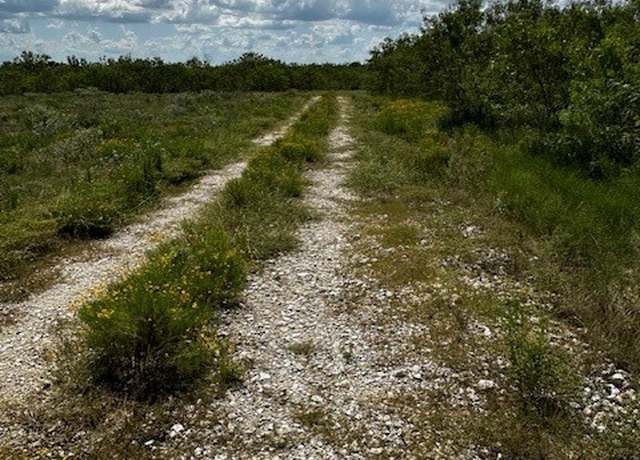 Property at TR 5 Private Rd, Waelder, TX 78959