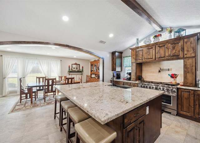 Property at 96 Fm 2550 Rd, Huntsville, TX 77320, 3 beds, 3.5 baths
