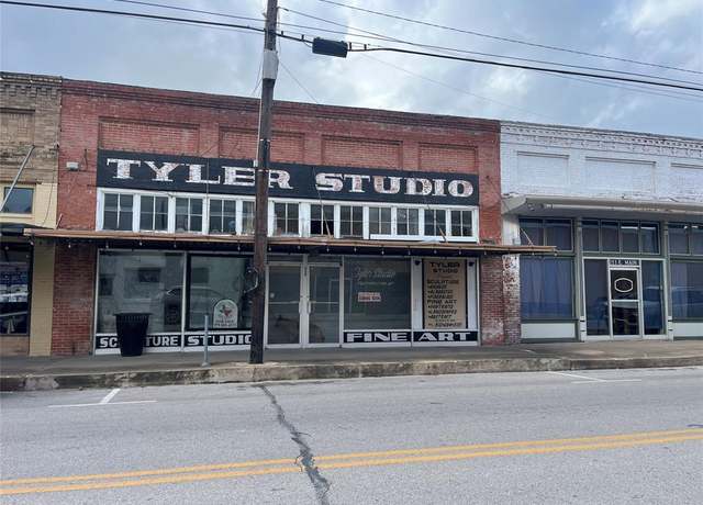 Property at 215 E Main St, Eagle Lake, TX 77434, 1 bed, 1 bath