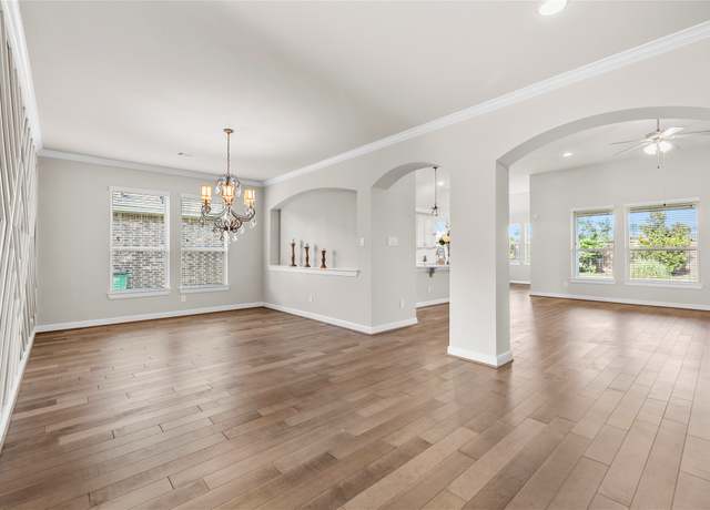 Property at 5715 Caper Shores Ln, Sugar Land, TX 77479, 5 beds, 3.5 baths
