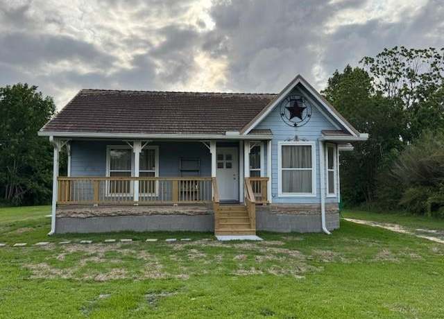 Property at 2822 Piper Rd, Pearland, TX 77584, 2 beds, 1 bath