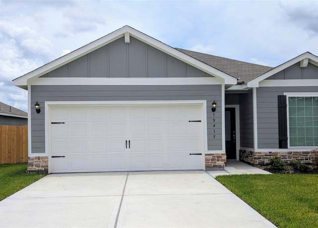 Property at 10415 Red Cardinal Dr, Houston, TX 77328, 3 beds, 2 baths