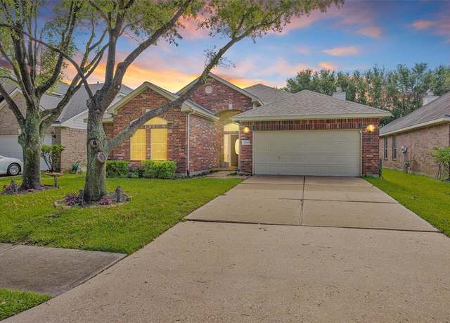 Property at 7830 Westbrook Bridge Dr, Houston, TX 77041, 4 beds, 2 baths