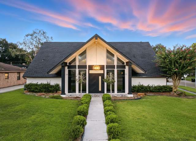 Property at 6243 S Braeswood Blvd, Houston, TX 77096, 5 beds, 3.5 baths