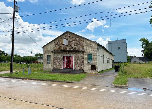 Property at 3217 Hutchins St, Houston, TX 77004