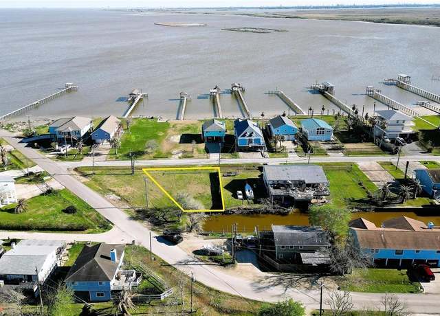 Property at 1604 Dick Bay Dr, San Leon, TX 77539