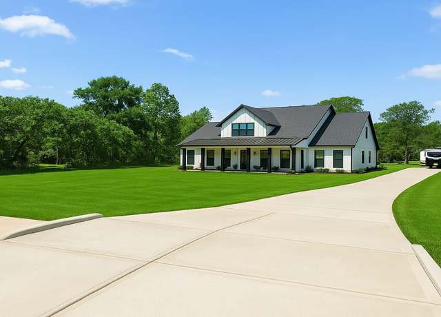 Property at 110 Quiet Springs Trl, Willis, TX 77378, 5 beds, 4 baths