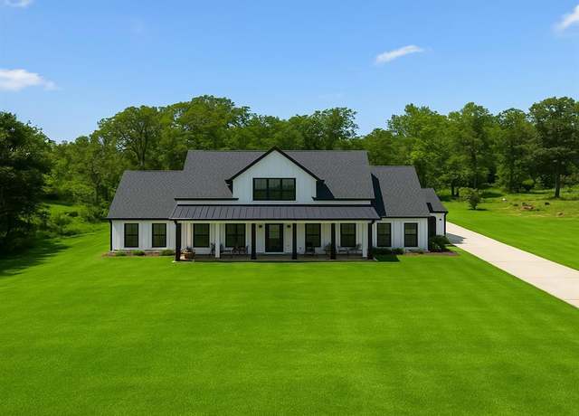 Property at 110 Quiet Springs Trl, Willis, TX 77378, 5 beds, 4 baths
