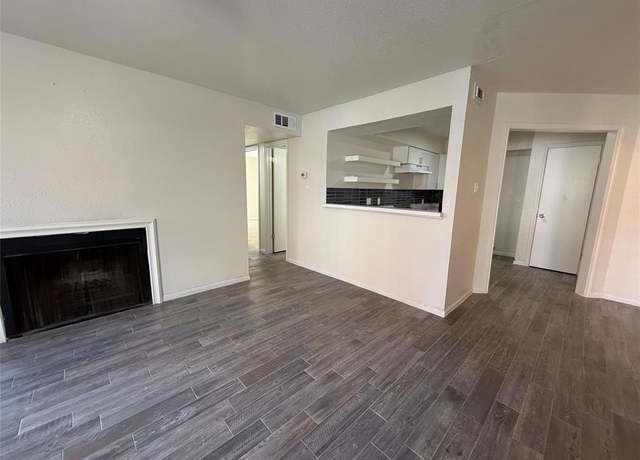 Property at 12500 Sandpiper Dr #137, Houston, TX 77035, 2 beds, 1 bath