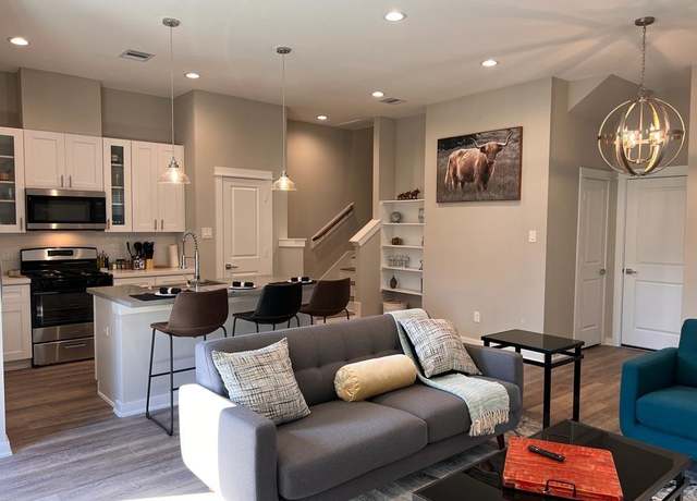 Property at 414 Stonework Sage Ln, Houston, TX 77076, 3 beds, 2.5 baths