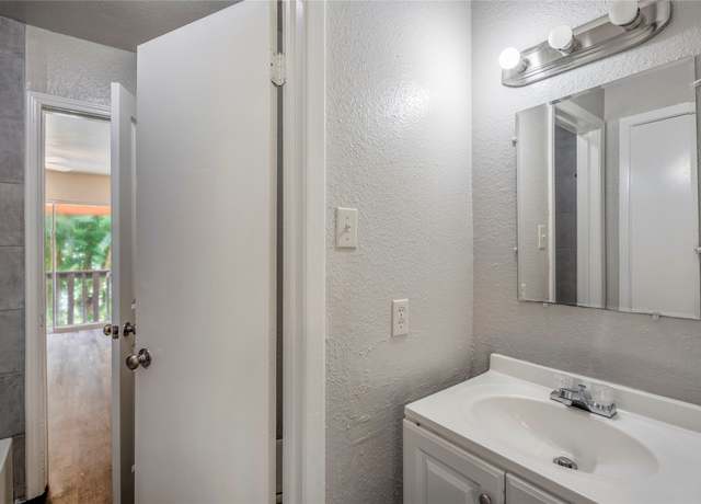 Property at 7807 Fuqua St #7807, Houston, TX 77075, 2 beds, 1.5 baths