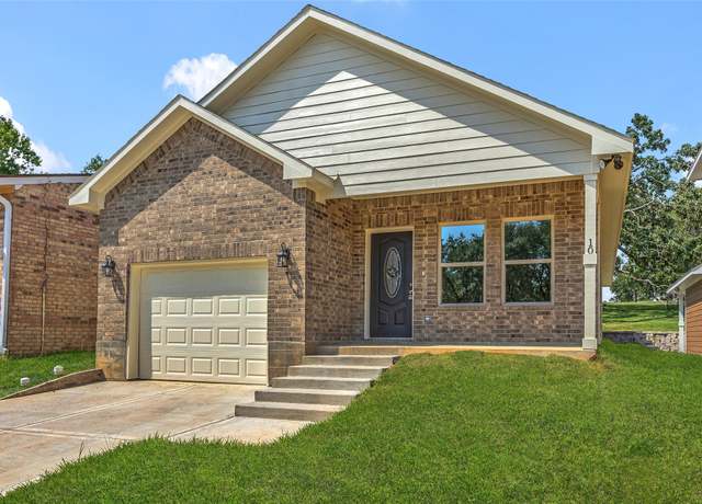 Property at 10 Snead Ln, Huntsville, TX 77340, 3 beds, 2 baths