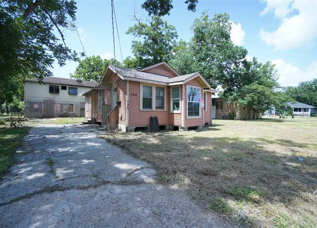 Property at 706 Thomas Ave, Pasadena, TX 77506