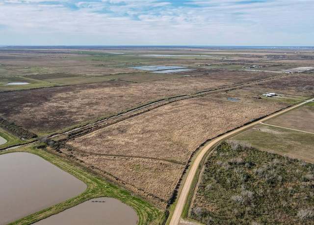 Property at 386 Corporon Rd, Palacios, TX 77465