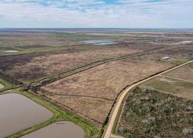 Property at 386 Corporon Rd, Palacios, TX 77465