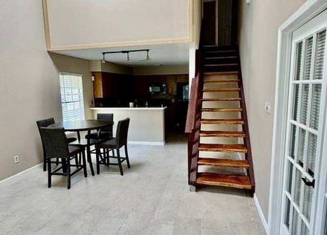 Property at 11957 Bob White Dr #863, Houston, TX 77035, 3 beds, 2 baths