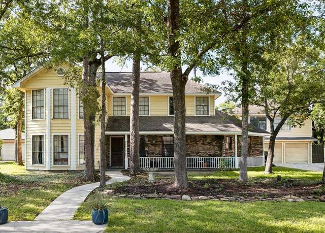 Property at 323 Laura Ln, Oak Ridge North, TX 77385, 4 beds, 2.5 baths