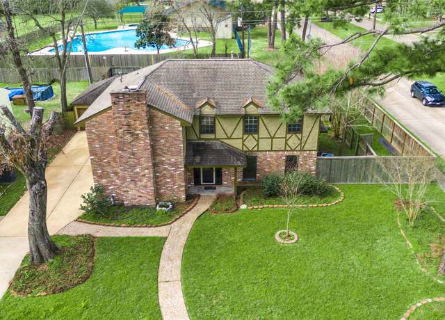 Property at 17627 Loring Ln, Spring, TX 77388, 4 beds, 2.5 baths