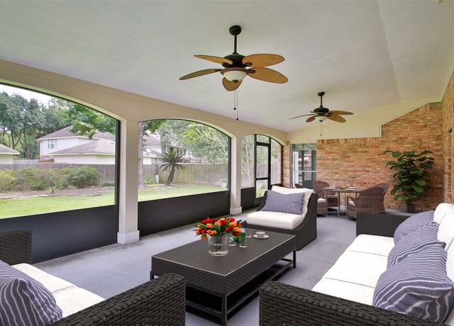 Property at 1915 W Welsford Dr, Spring, TX 77386, 4 beds, 2.5 baths