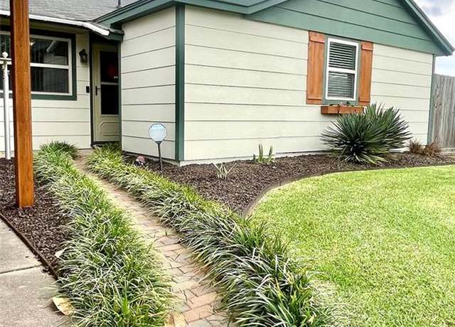 Property at 3709 Cedarcrest Dr, Pasadena, TX 77503, 3 beds, 1.5 baths